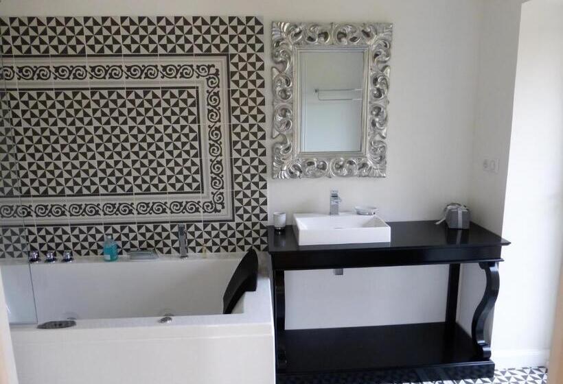 مبيت وإفطار Manoir De Kermilven