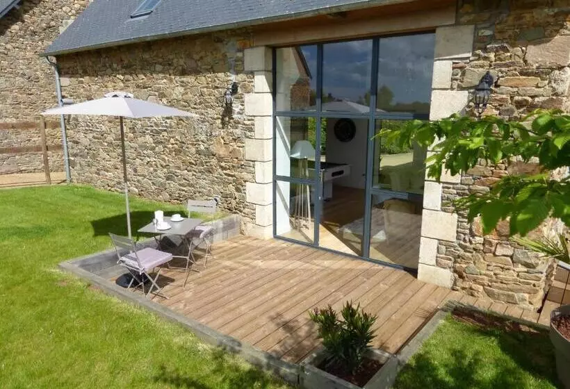 Aamiaismajoitus (B&B) Manoir De Kermilven