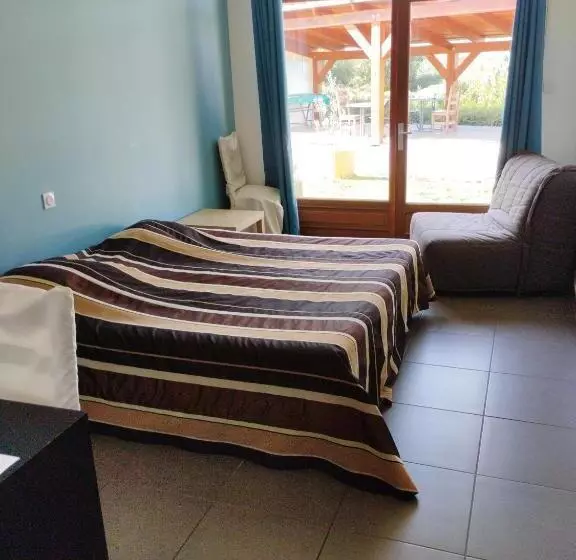 Hotelli Gite De Prejeurin