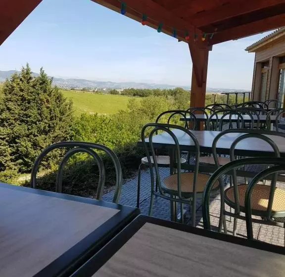 Hotelli Gite De Prejeurin