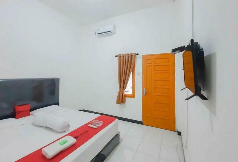 Hotel Reddoorz At Permana Homestay Near Supadio Airport Pontianak