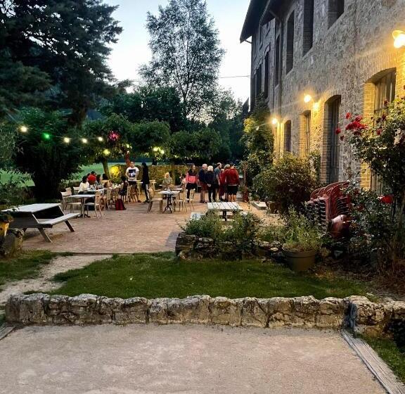 Пансион Domaine De Clarat