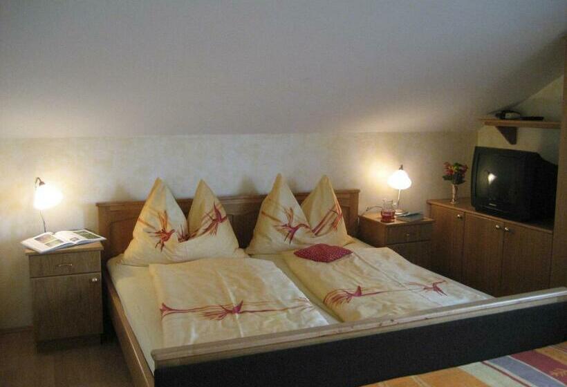 بنسيون Gästehaus Zieserl