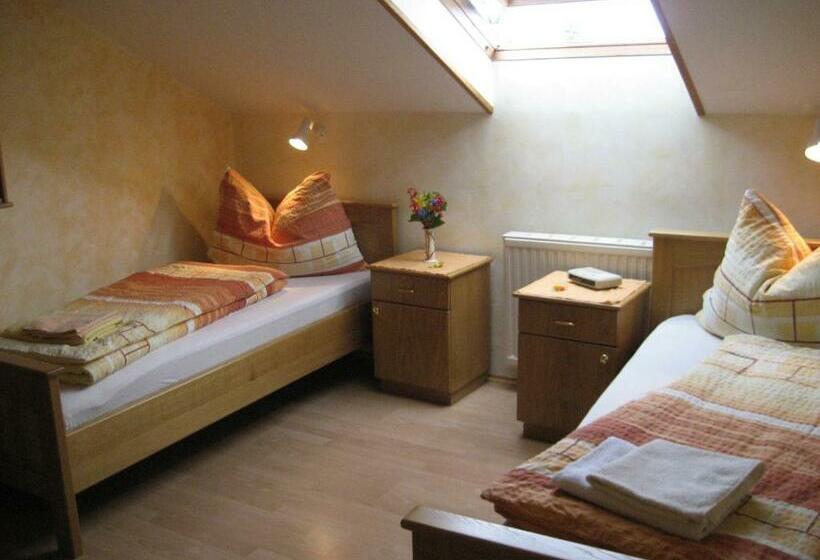 بنسيون Gästehaus Zieserl