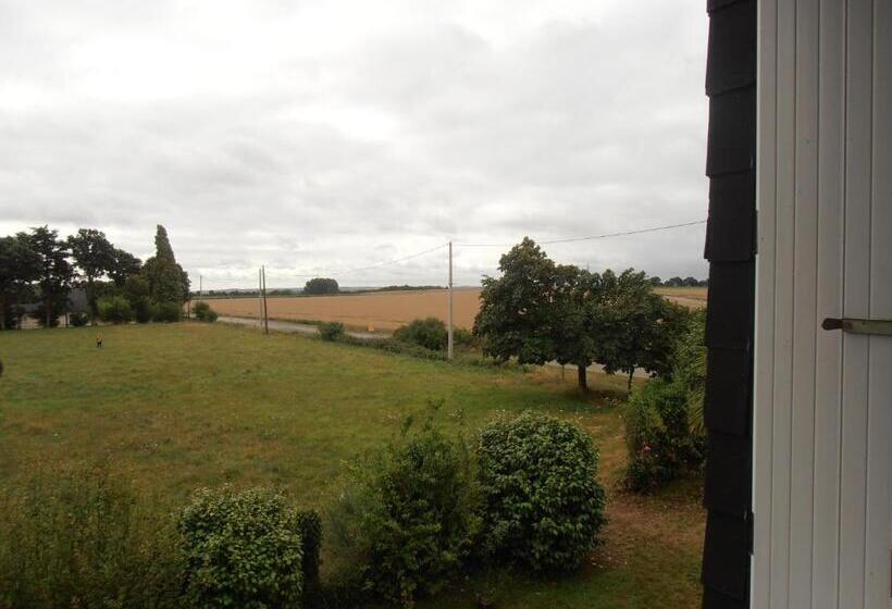 ペンション La Clôture