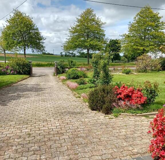 ペンション La Clôture