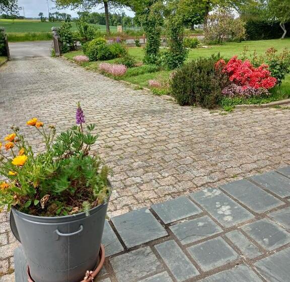 ペンション La Clôture