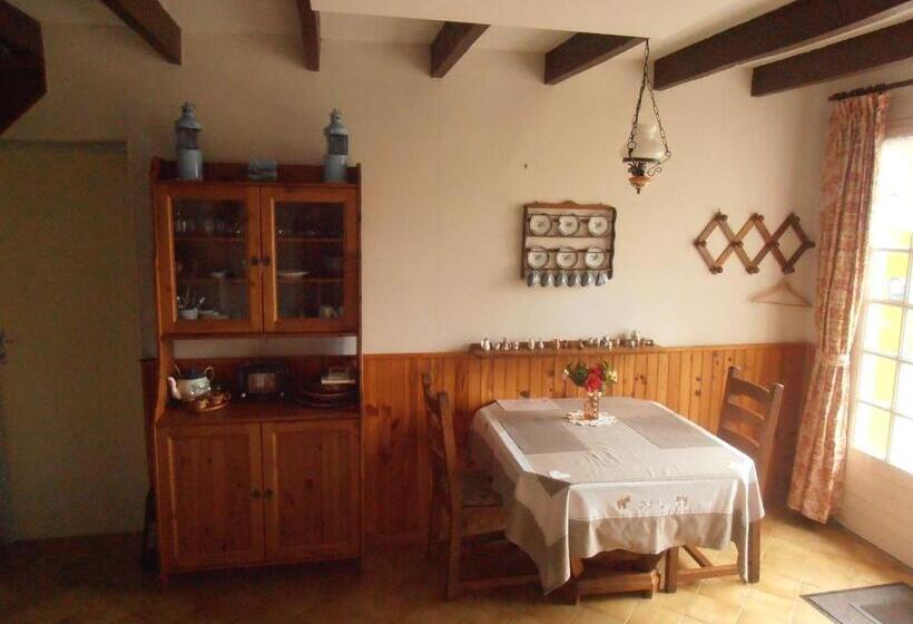 ペンション La Clôture