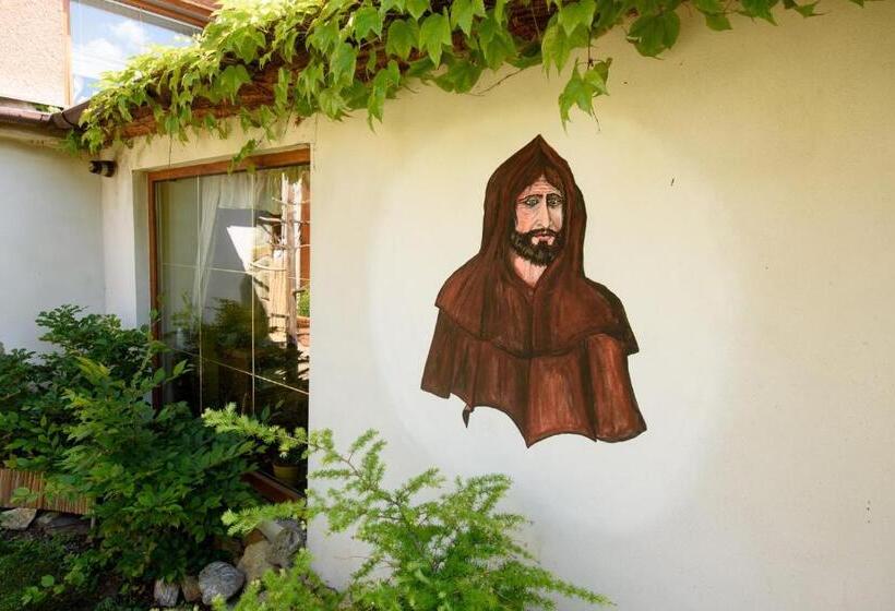 ペンション Mníchov Dvor