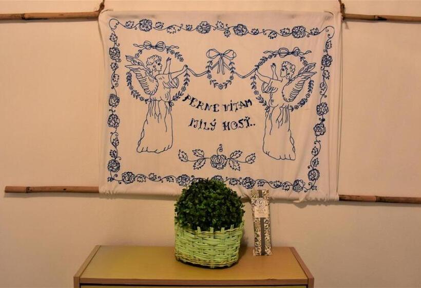 ペンション Mníchov Dvor