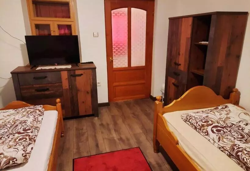 Majatalo Méz Bor Szálló