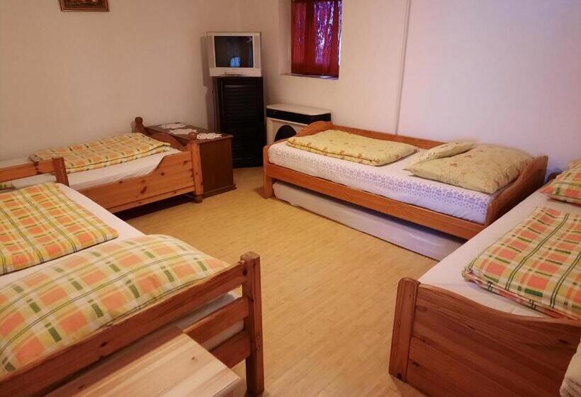 Pensjonat Méz Bor Szálló