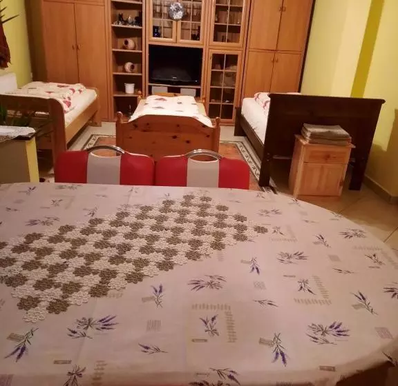 Majatalo Méz Bor Szálló