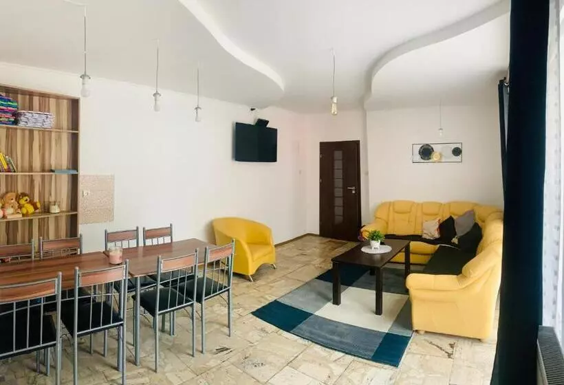 Majatalo Penzión Music