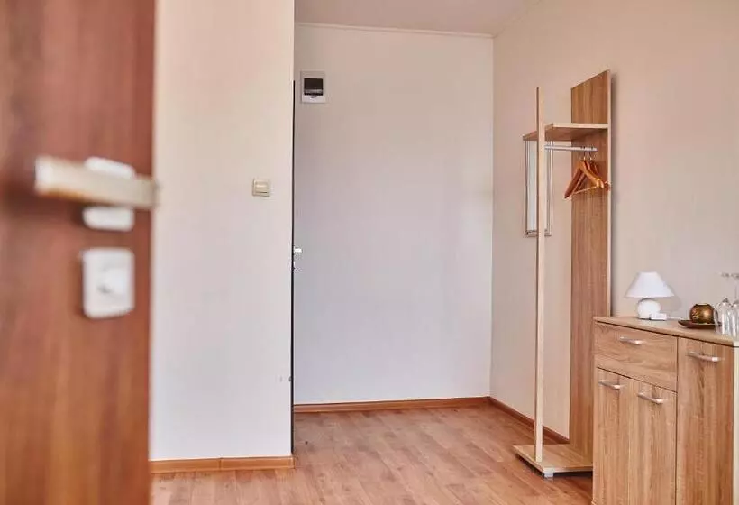 Majatalo Penzión Music