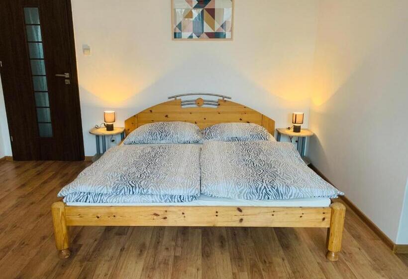 פנסיון Penzión Music