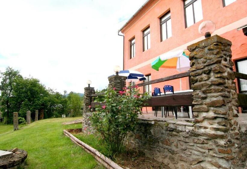 פנסיון Penzion Muflon