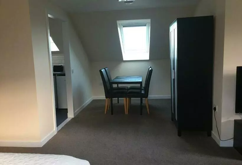 Majatalo Runa Guest House