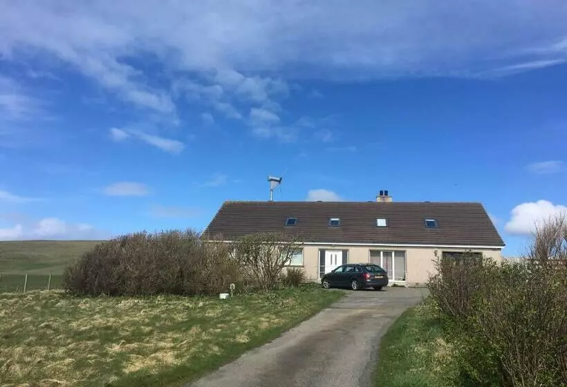 Majatalo Runa Guest House