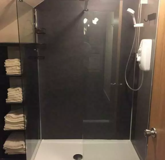 Majatalo Runa Guest House