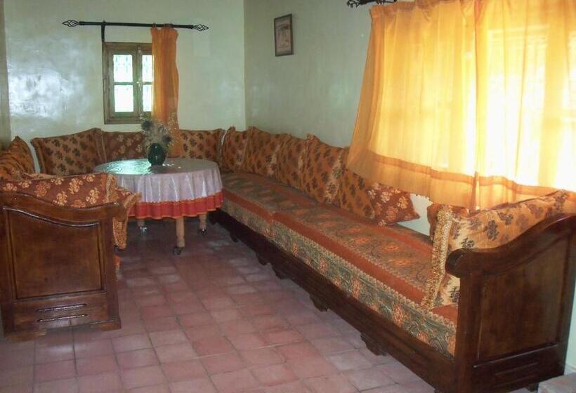 Pension (Hôtel basse catégorie) Safranière Du M  Goun