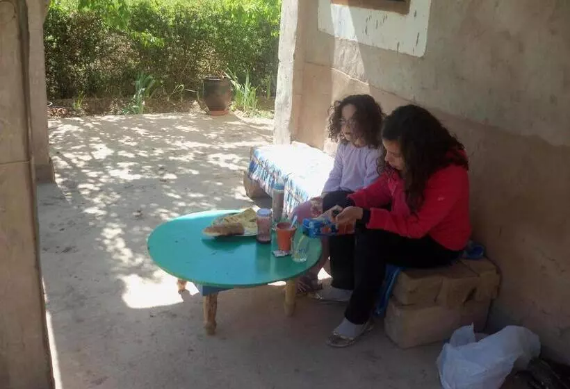 Majatalo Safranière Du M  Goun