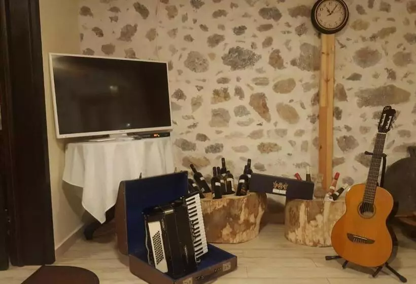 ペンション Wine Boutique Complex ,,hrisimov