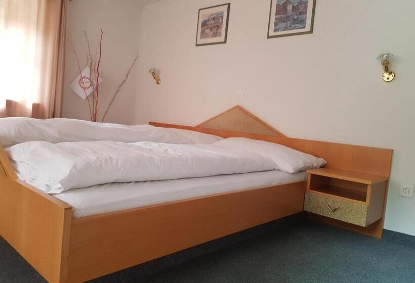 旅馆 Restaurant Edelweiss