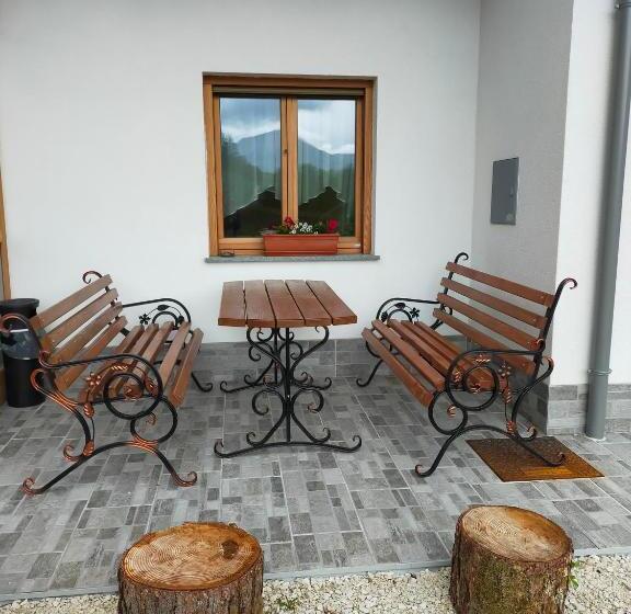 مبيت وإفطار Agritur Maso Flonkeri