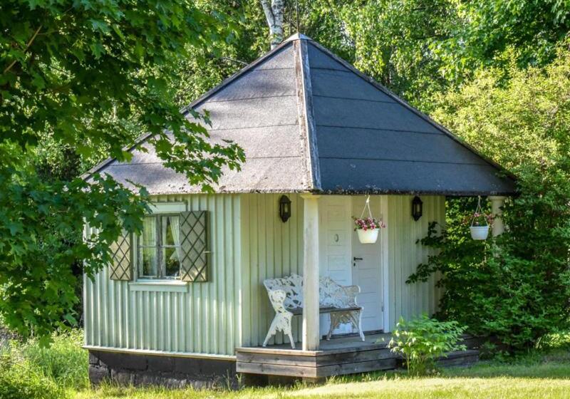 مبيت وإفطار Brunnbäcks Herrgård