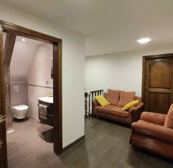 Aamiaismajoitus (B&B) Chambre D’hotes Chez Sylviane