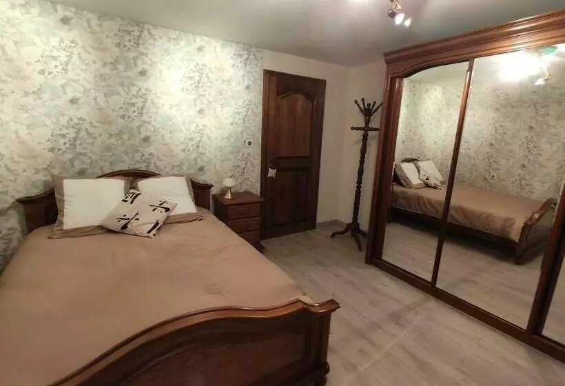 Aamiaismajoitus (B&B) Chambre D’hotes Chez Sylviane