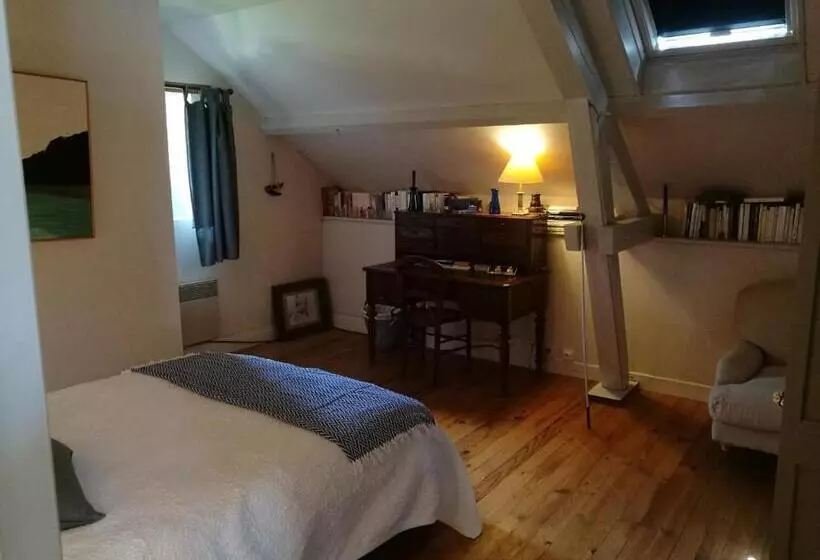 Aamiaismajoitus (B&B) Chez Zaza