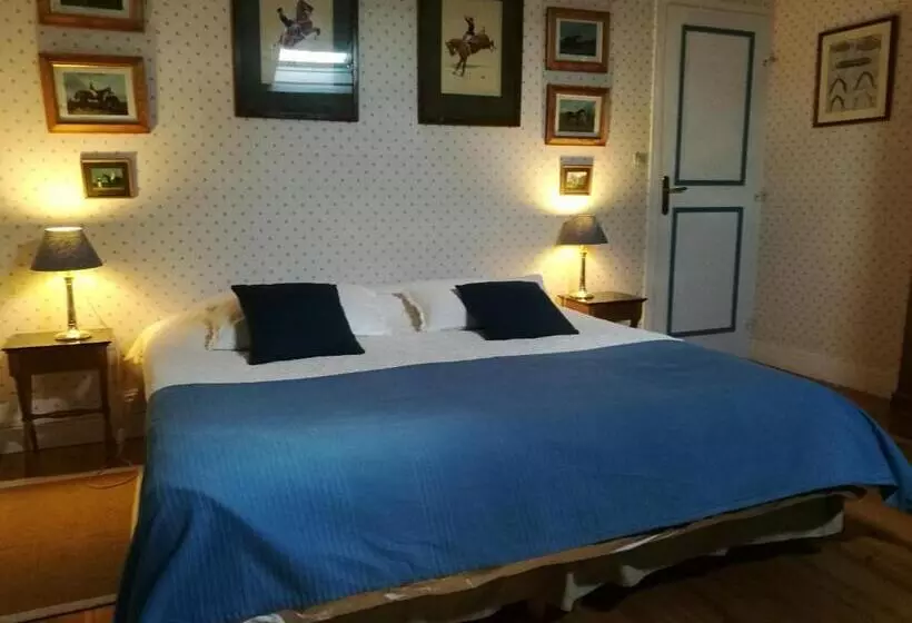 Aamiaismajoitus (B&B) Chez Zaza