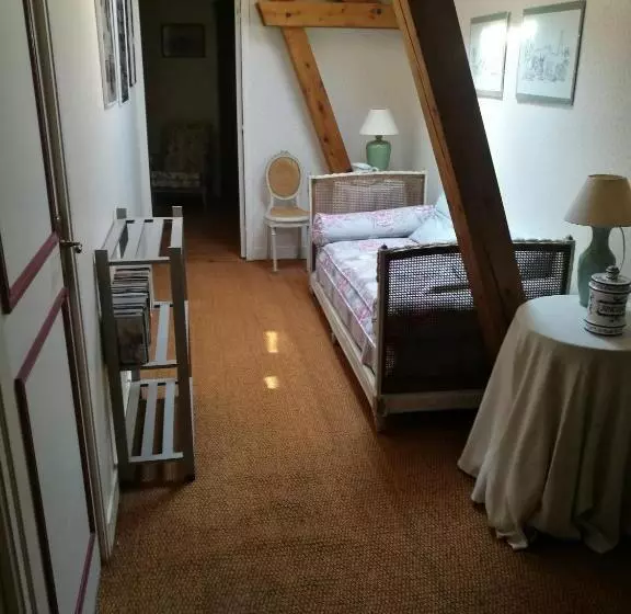 Aamiaismajoitus (B&B) Chez Zaza