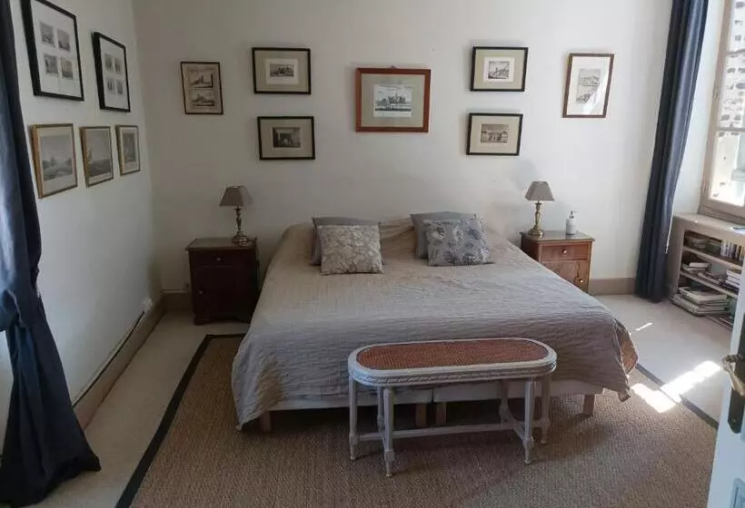 Aamiaismajoitus (B&B) Chez Zaza