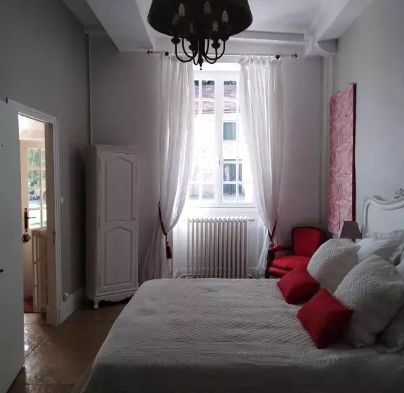 Aamiaismajoitus (B&B) Le Mont Saint Laurent