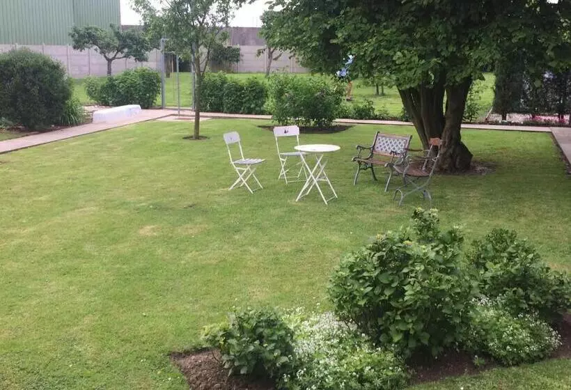 ベッドアンドブレックファースト Les Chambres De Paule