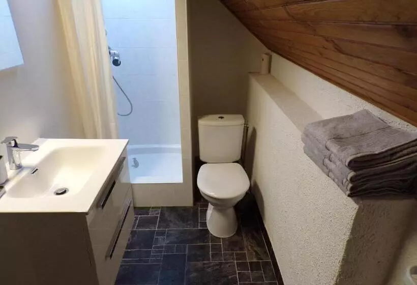 Aamiaismajoitus (B&B) Les Primeveres