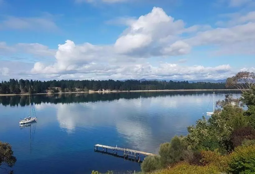 Aamiaismajoitus (B&B) Lewi Waters