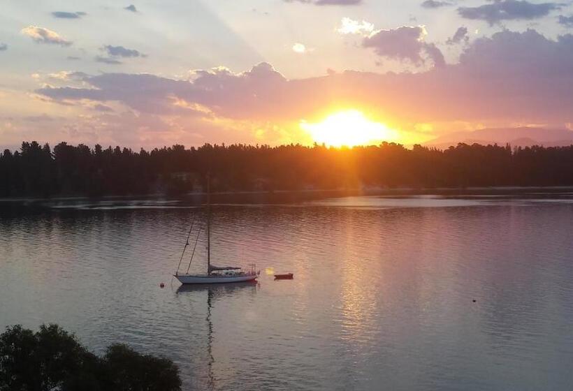 مبيت وإفطار Lewi Waters