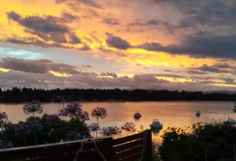 Aamiaismajoitus (B&B) Lewi Waters