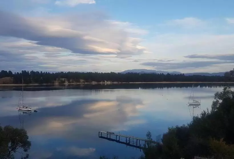 Aamiaismajoitus (B&B) Lewi Waters