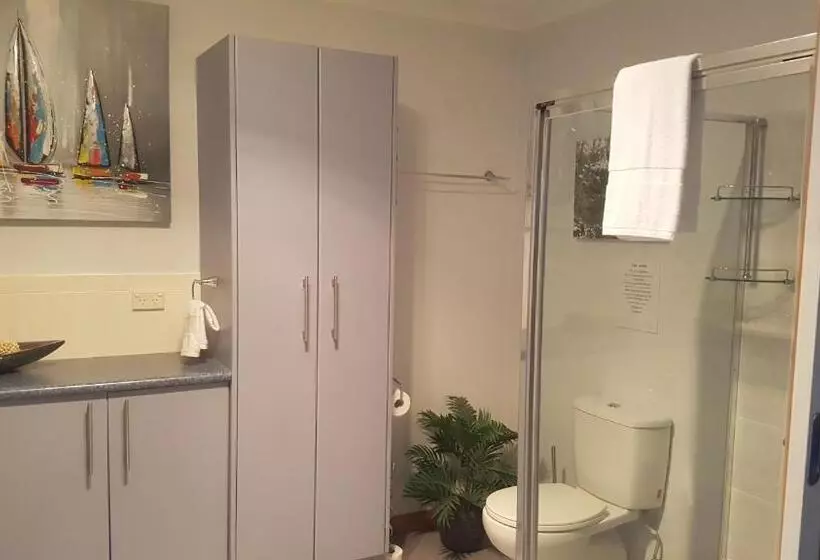 Aamiaismajoitus (B&B) Lewi Waters