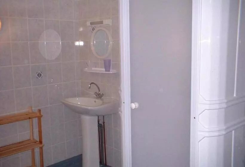 Bernafay Wood B&b