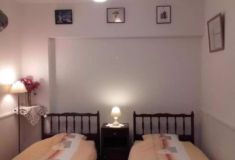 Bernafay Wood B&b