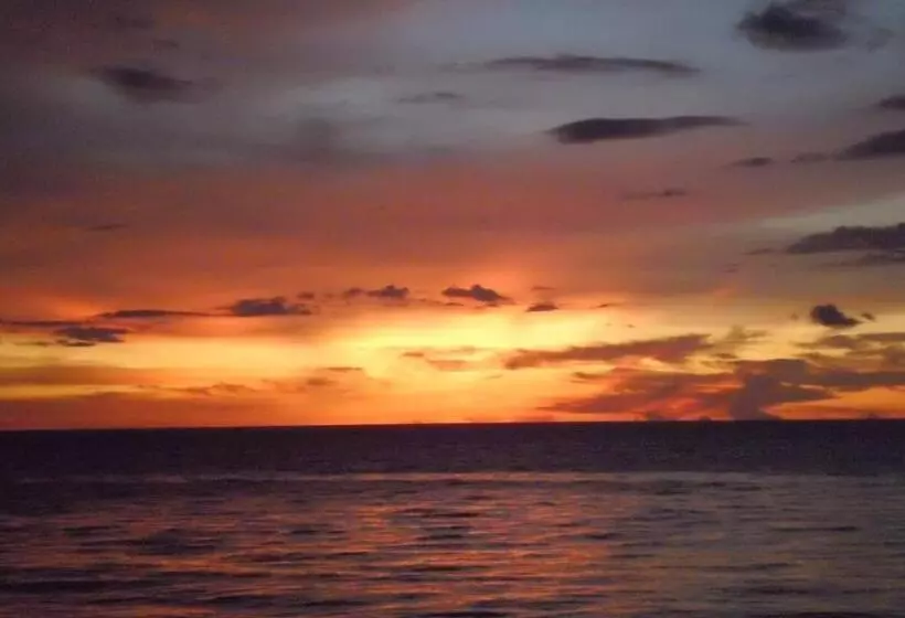 Coco Grove Pension And Beach Resort