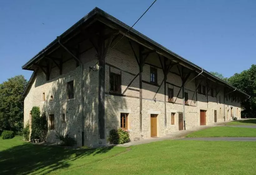 Majatalo La Corrérie