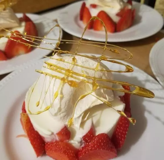 ペンション La Fontaine Au Loup