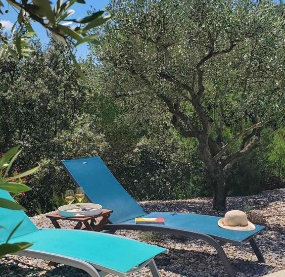 펜션 La Fontaine Au Loup